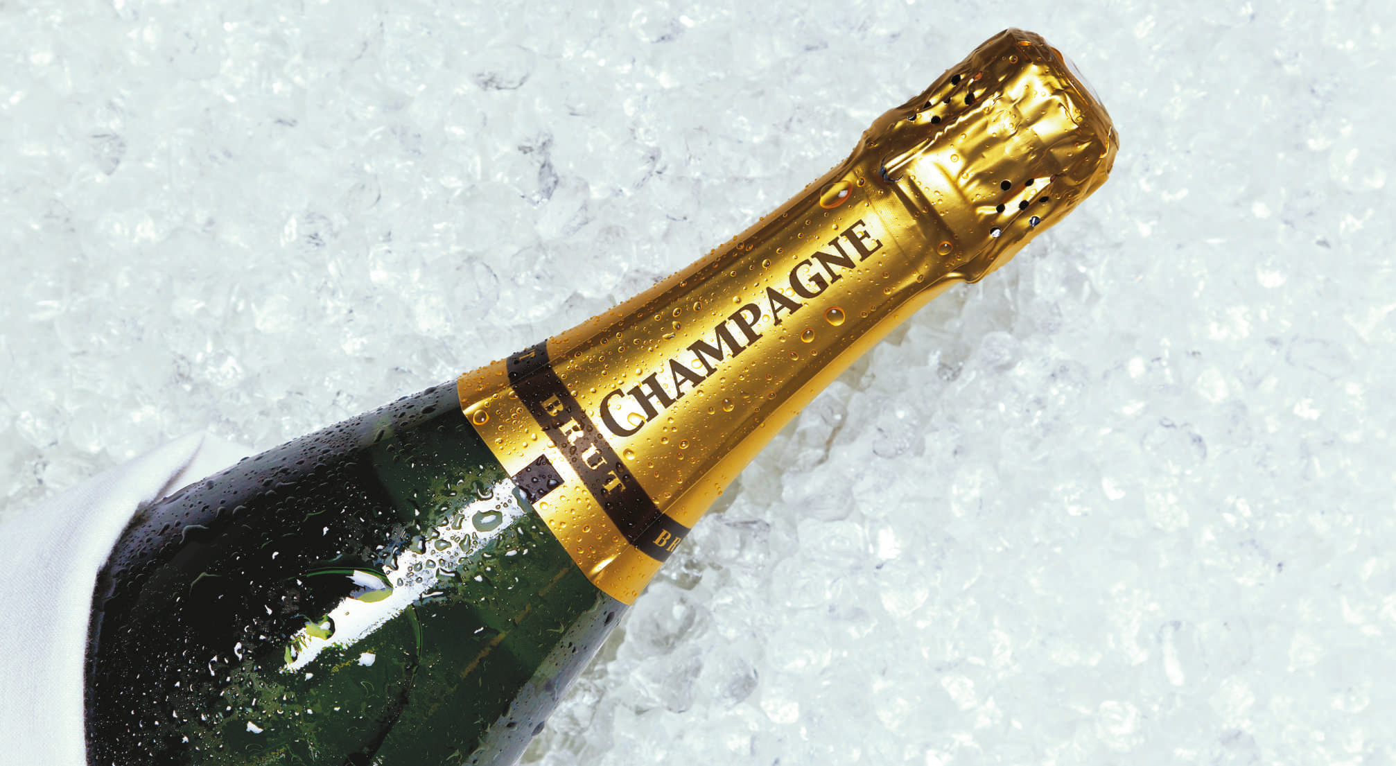 Champagne chilled on Aqua Frost ice